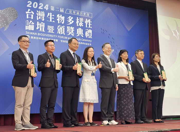 首次參加1